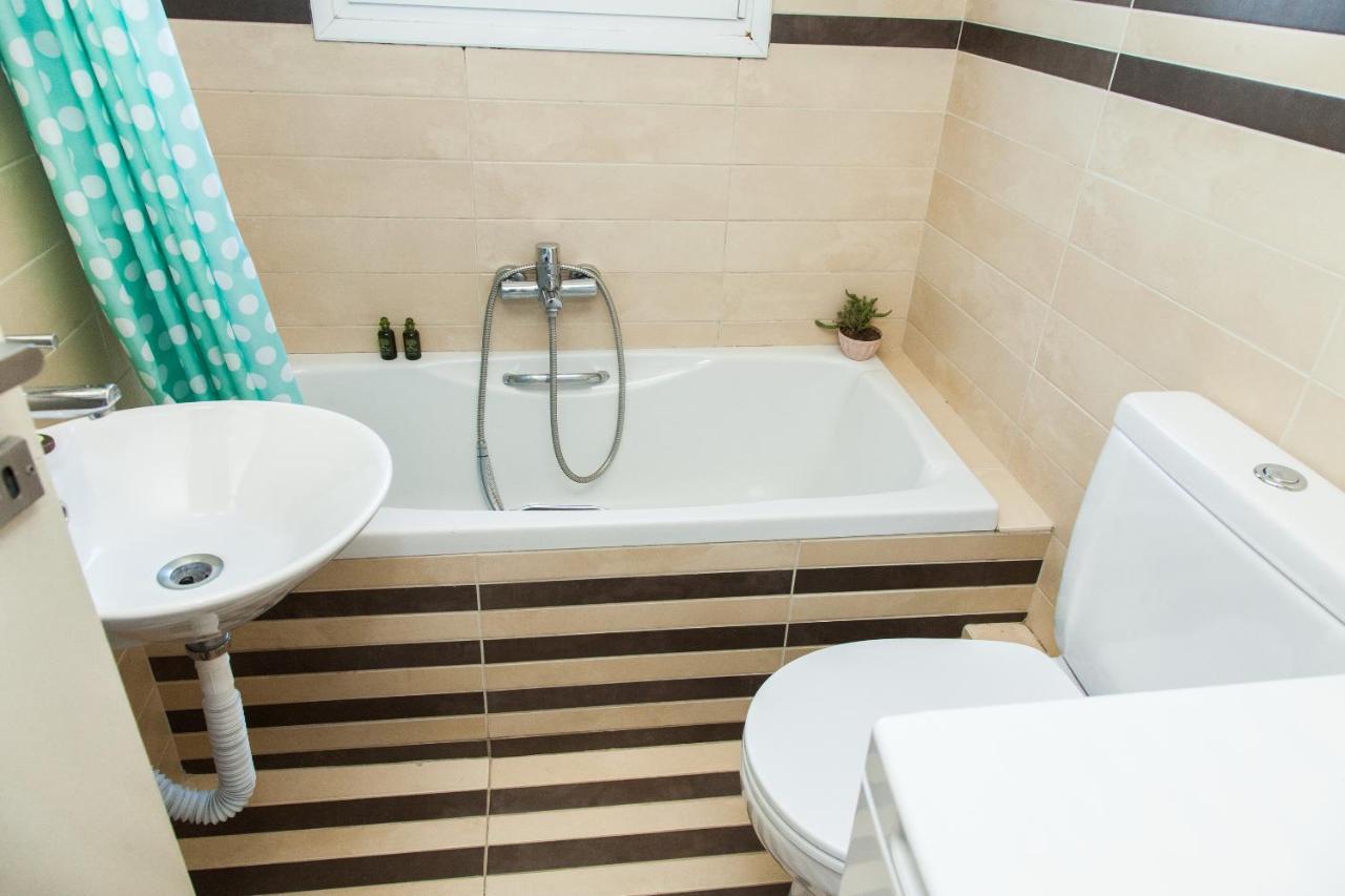 Апартаменты Bright Apt. With Lovely View In Lycabettus! Афины Экстерьер фото